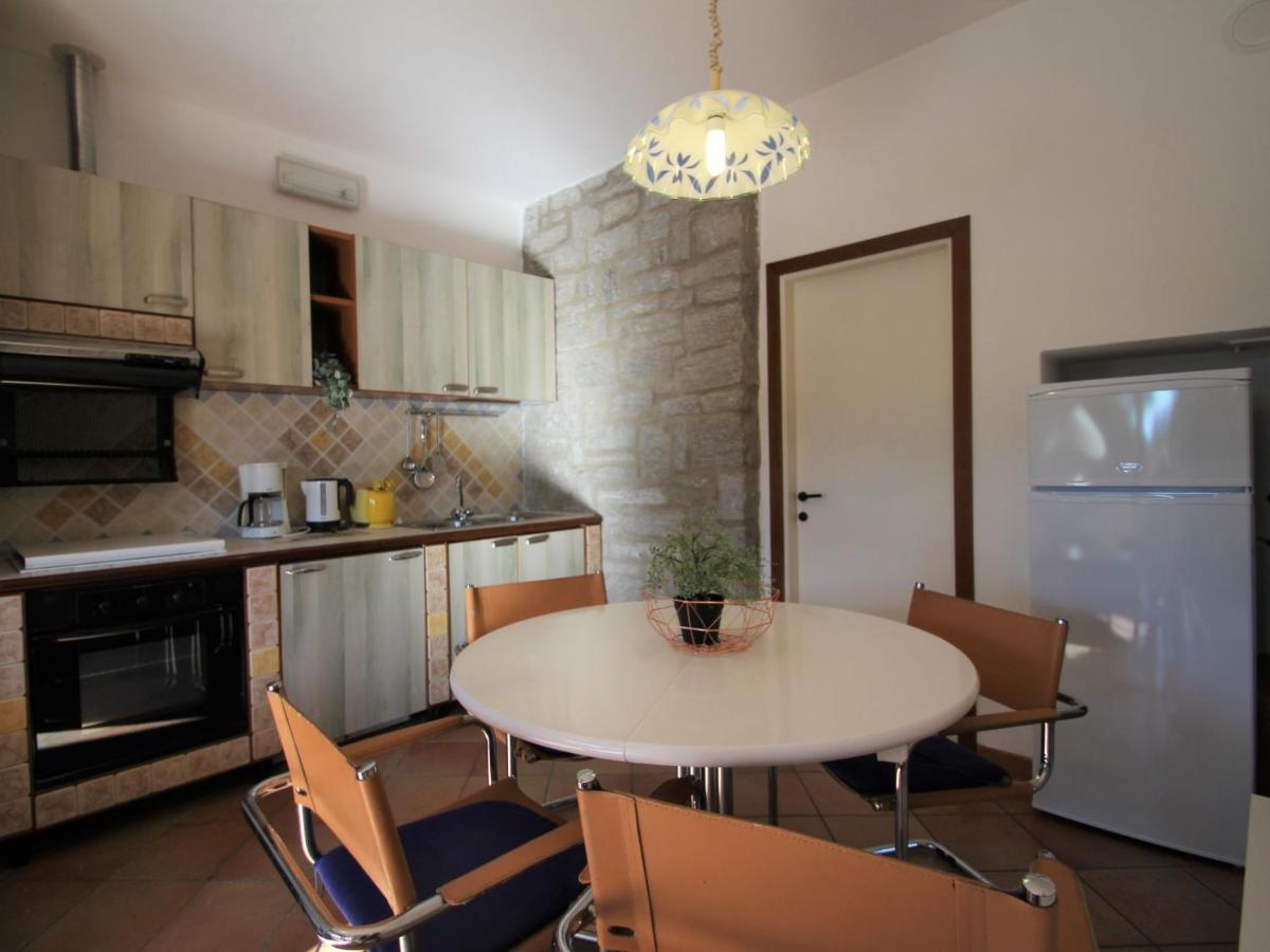 Apartment Residenza Agrifoglio-17 By Interhome Luino Bagian luar foto