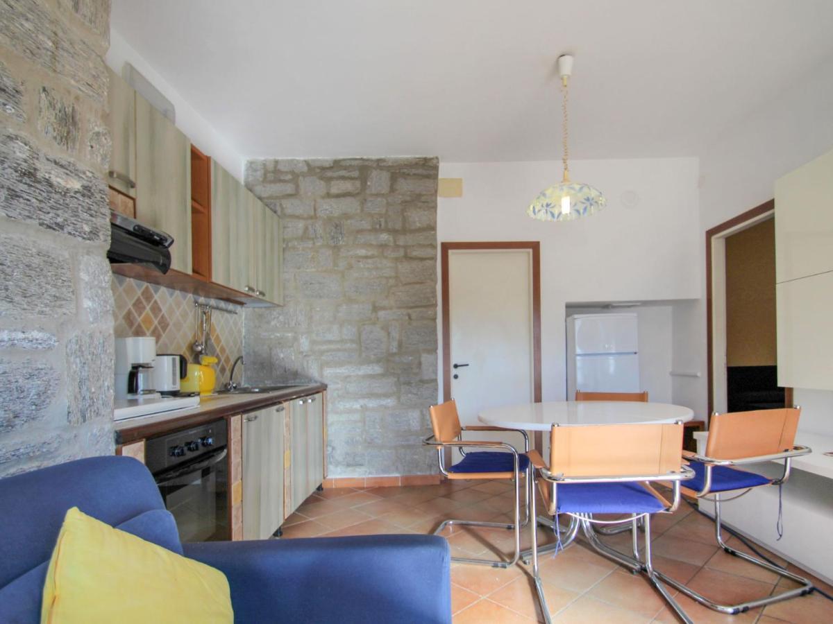 Apartment Residenza Agrifoglio-17 By Interhome Luino Bagian luar foto