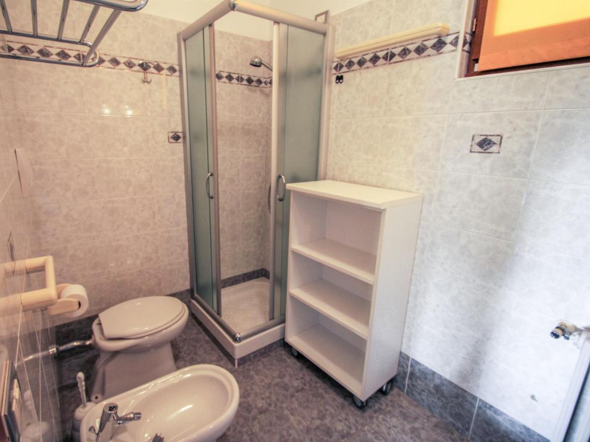 Apartment Residenza Agrifoglio-17 By Interhome Luino Bagian luar foto